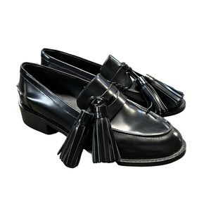 Intentionally Blank Tassel Loafer